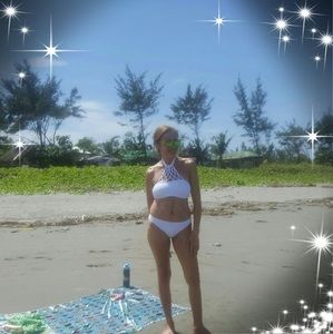 Meet your Posher, Adette